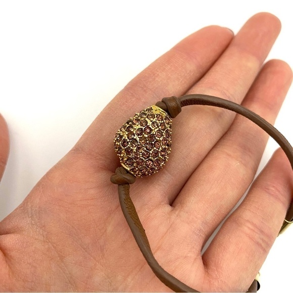 BANANA Republic Crystal Leather Strap Bracelet 7” - Picture 2 of 4